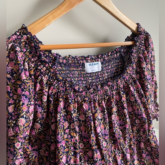 Old navy floral peplum top - Picture 5 of 5